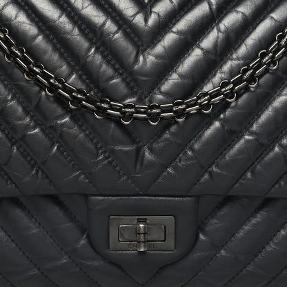 Chanel Aged Calfskin Chevron Quilted 2.55 Reissue 226 So Black 8 of 10