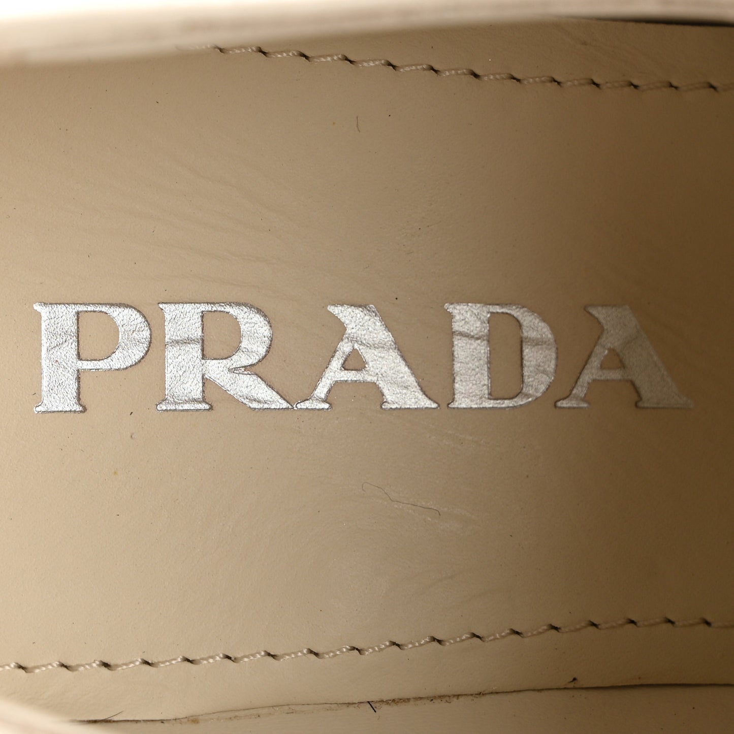 Vernice Triangle 50mm Loafers 37.5 Avorio