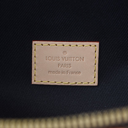 Louis Vuitton Monogram Bumbag 8 of 8
