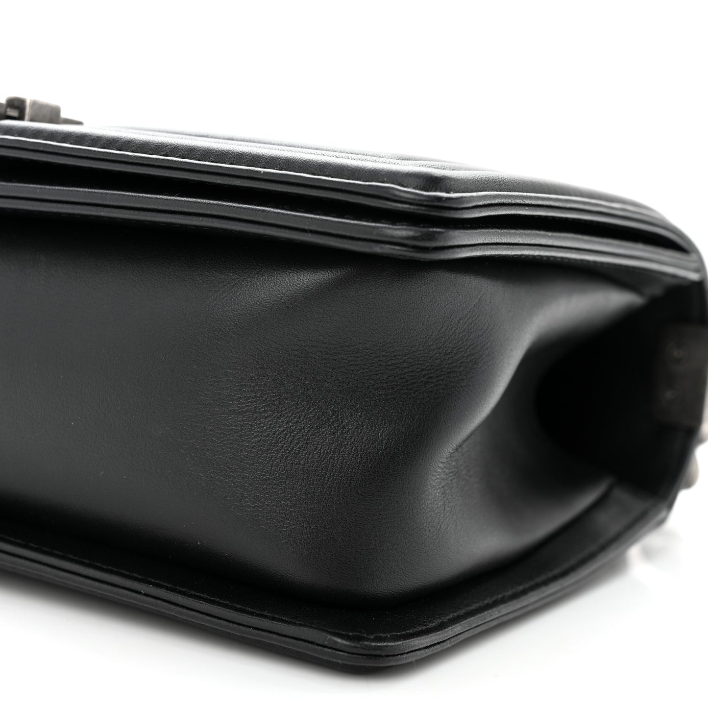 Lambskin Quilted Medium Boy Flap Black