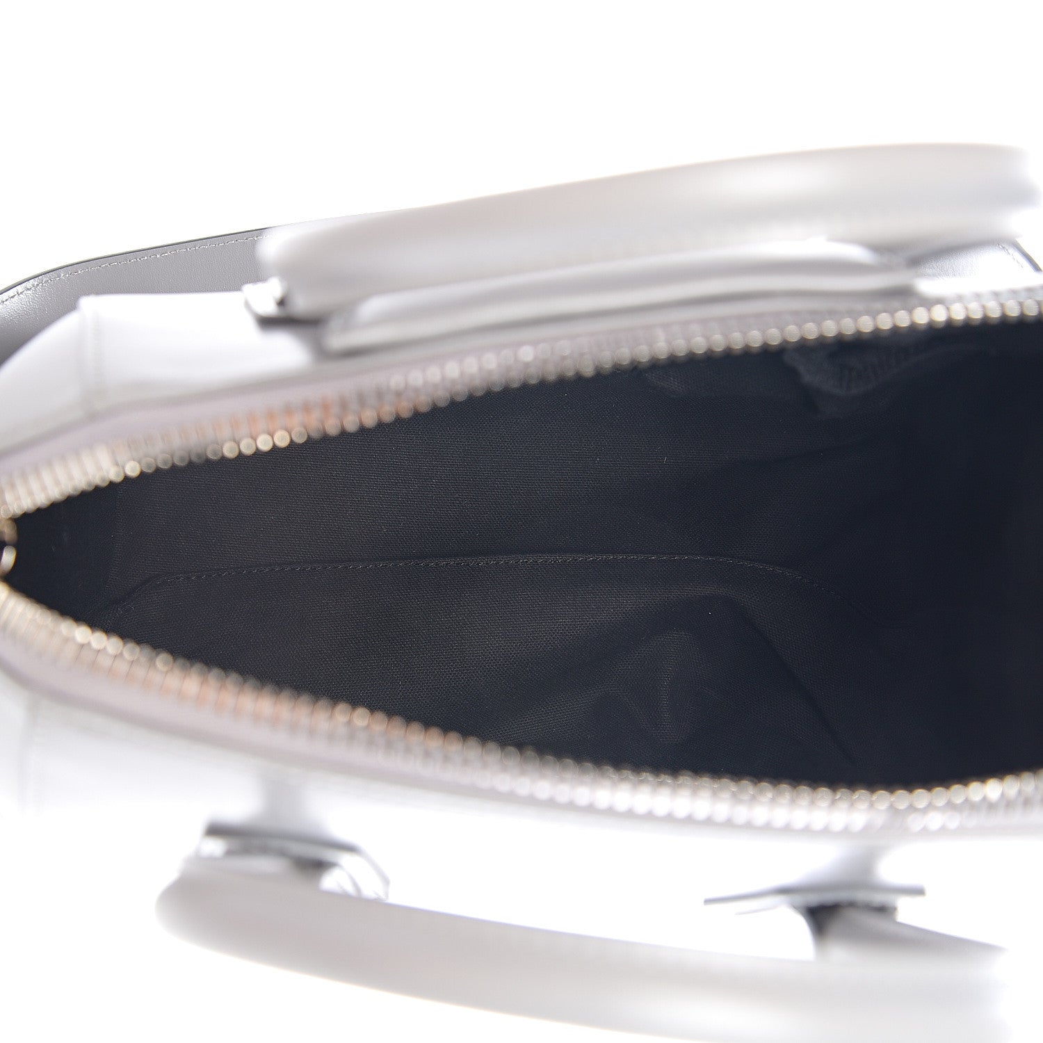 Givenchy Shiny Lord Calfskin Small Antigona Pearl Grey 4 of 9