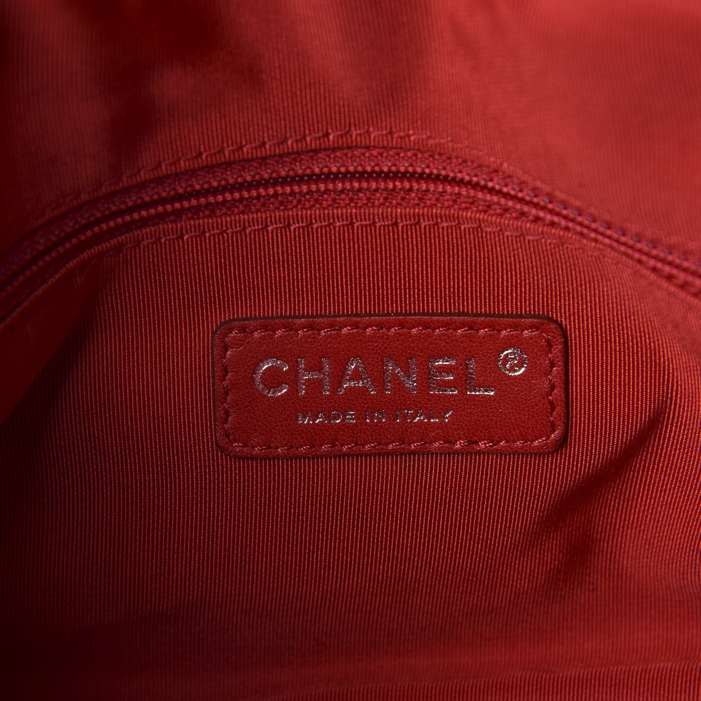 Lambskin Bubble Quilt Camera Case Red