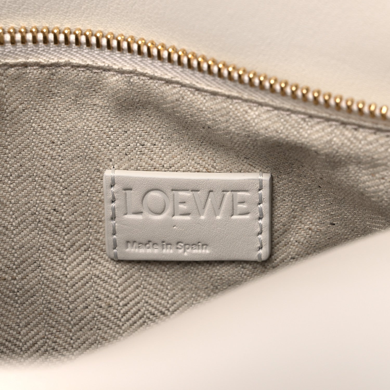 Loewe Classic Calfskin Small Puzzle Edge Bag Soft White Paper Craft 6 of 8