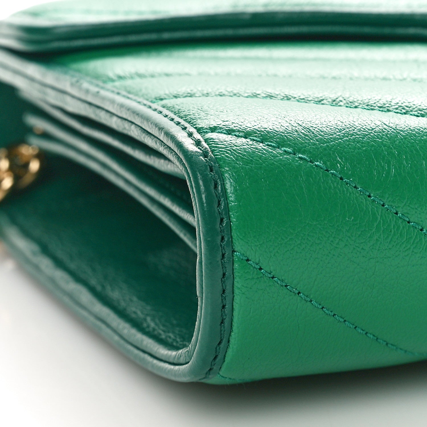 Gucci Azalea Calfskin Enamel Matelasse Diagonal Torchon GG Marmont Chain Wallet New Shamrock Emerald 9 of 10