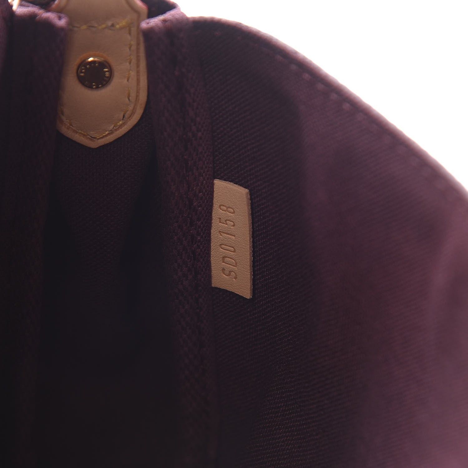 Louis Vuitton Monogram Favorite MM 8 of 12