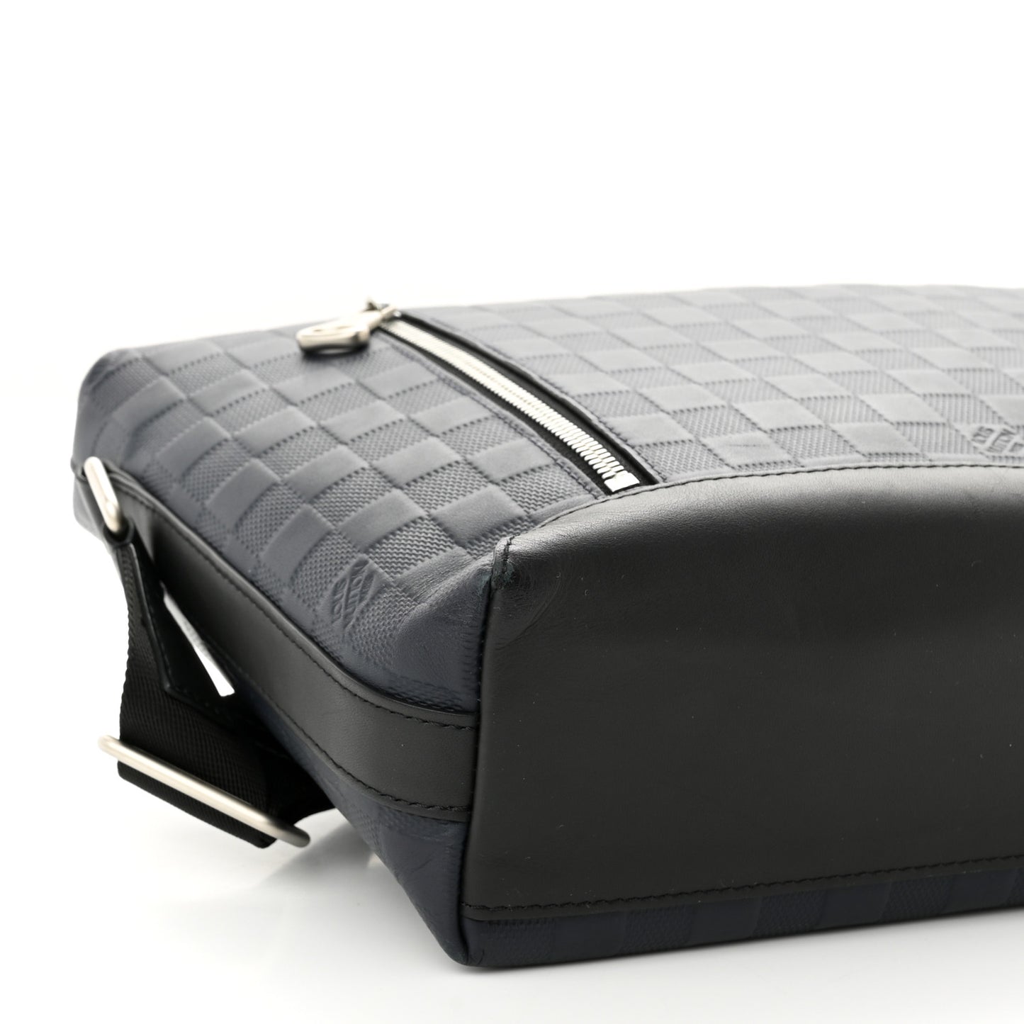Damier Infini Messenger PM Onyx