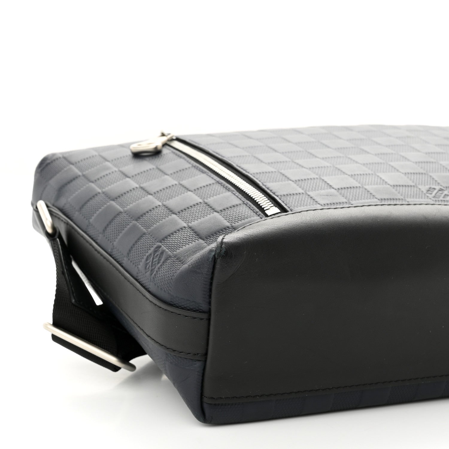 Louis Vuitton Damier Infini Messenger PM Onyx 8 of 11