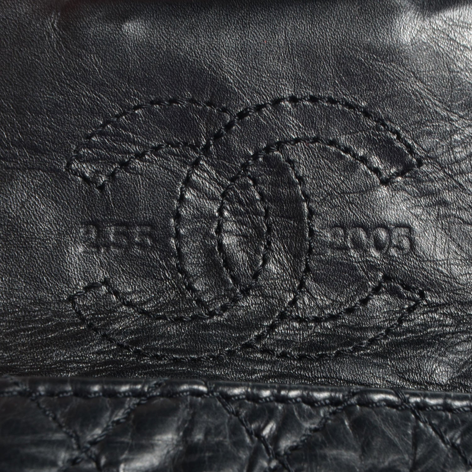 Chanel Aged Calfskin 2.55 Reissue Phone Case Black 6 of 10