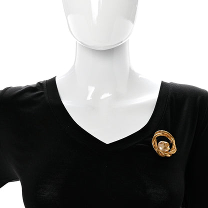 Chanel Pearl Twisted CC Brooch Gold 2 of 5