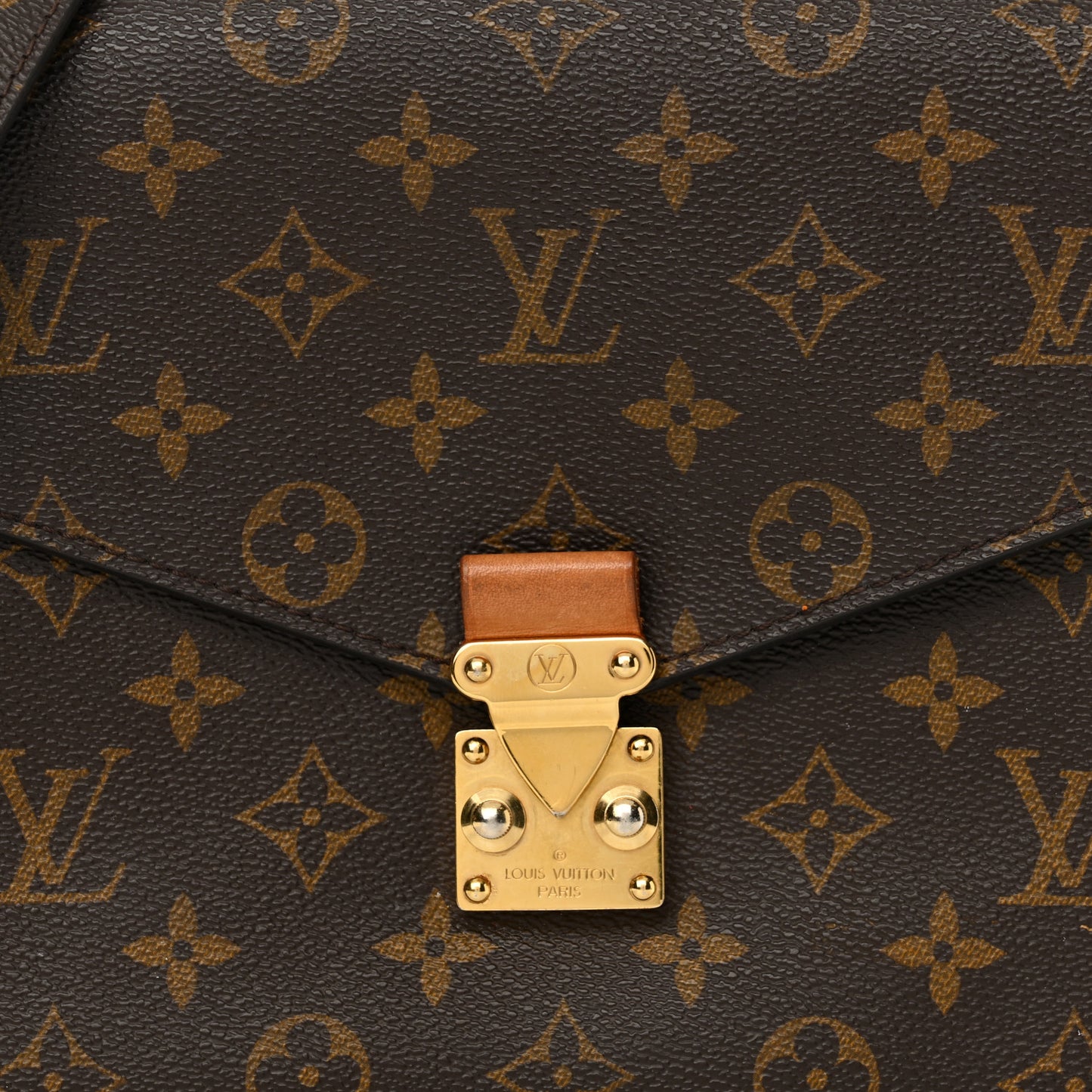 Monogram Pochette Metis