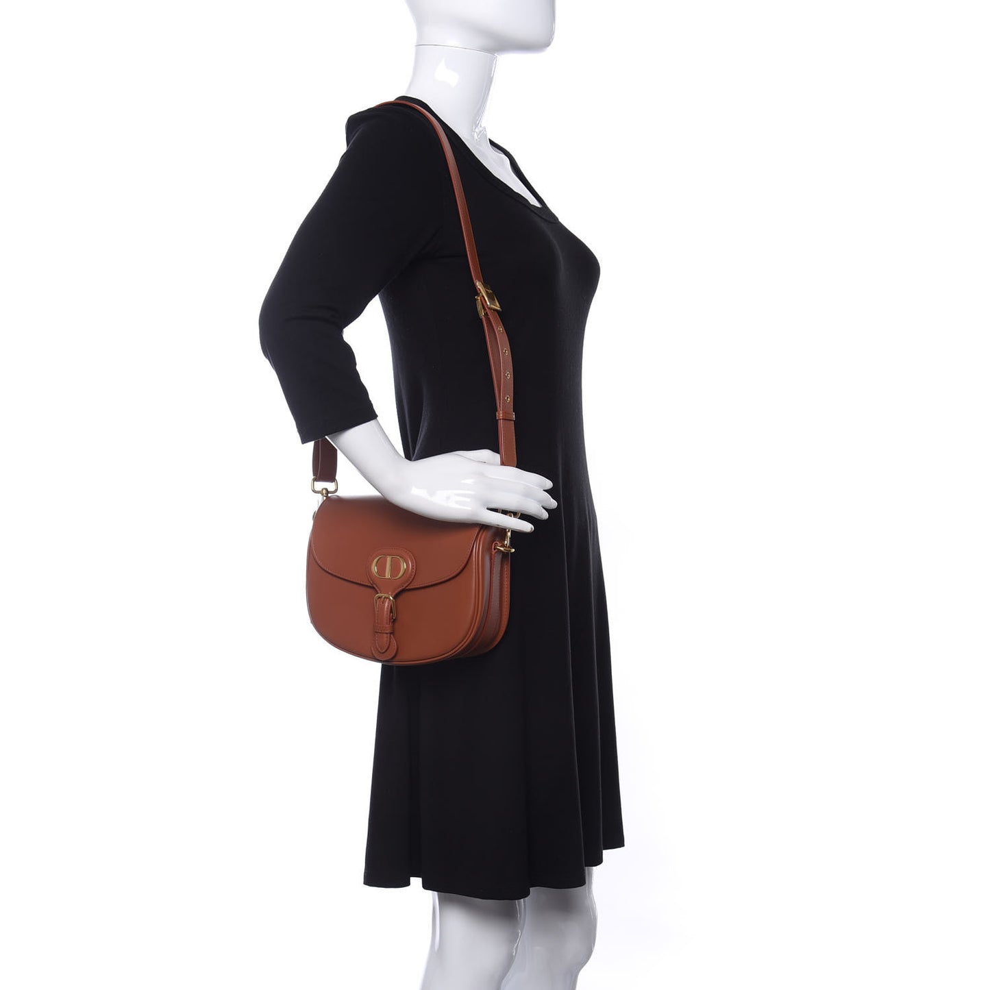 Box Calfskin Medium Bobby Flap Dark Tan