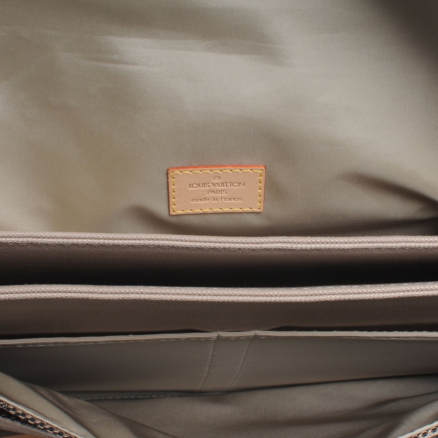 Damier Geant Messenger Bag Terre