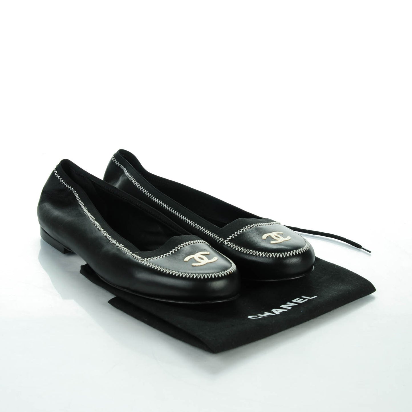 Lambskin Elastic Mocassin CC Flats 40.5 Black