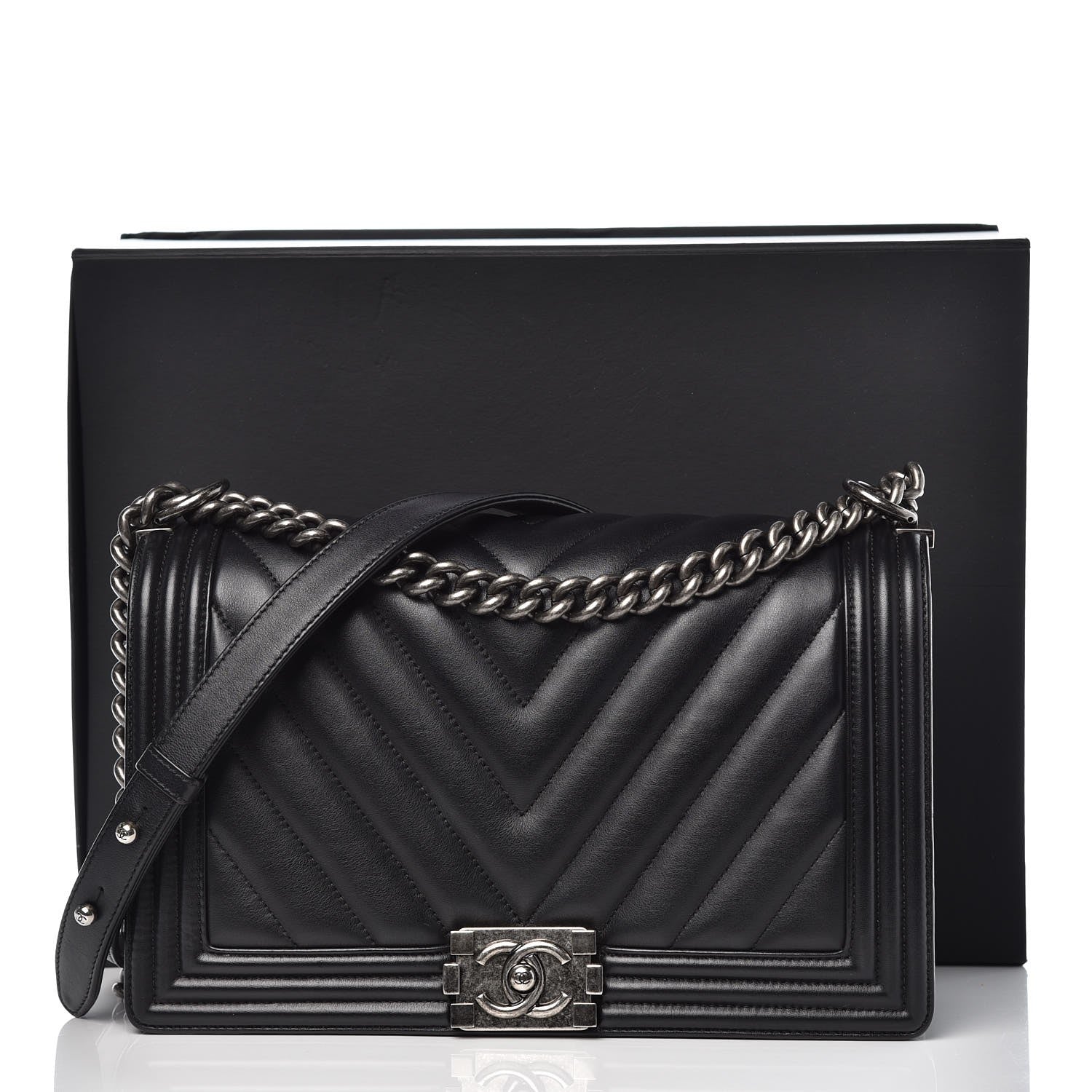 Chanel Calfskin Chevron New Medium Boy Flap Black 9 of 9