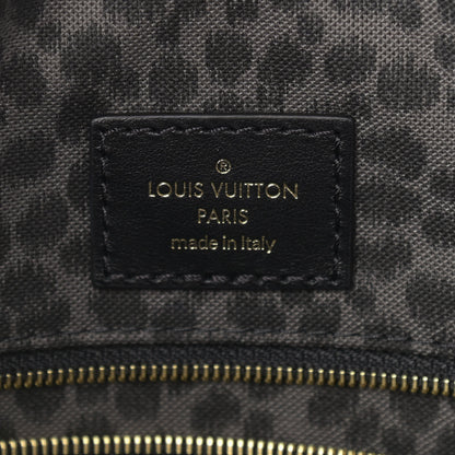 Louis Vuitton Monogram Giant Wild At Heart Onthego GM Arizona 6 of 9