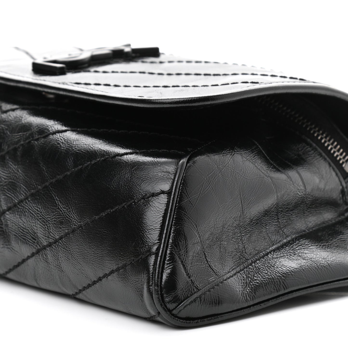 Crinkled Calfskin Matelasse Monogram Niki Body Bag Black