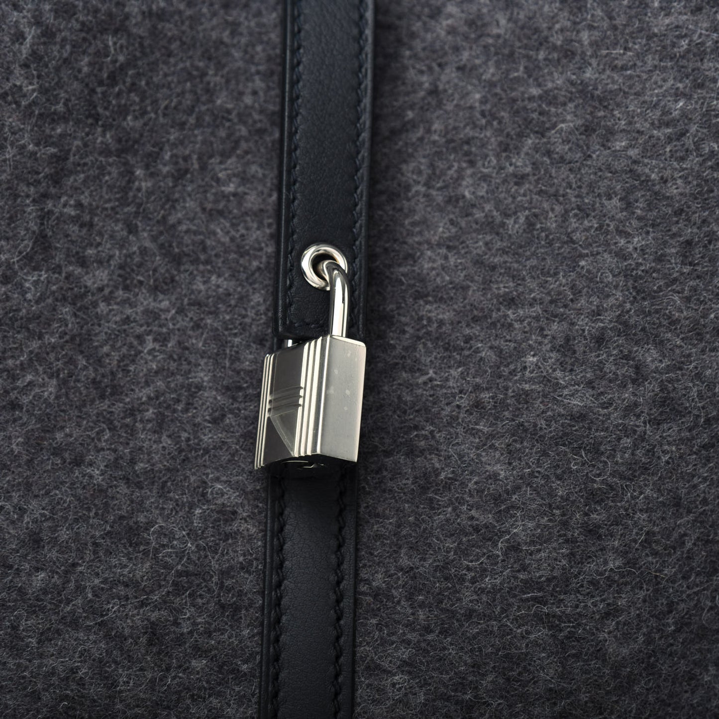 Feutre Swift Picotin Lock 22 MM Gris Moyen Black