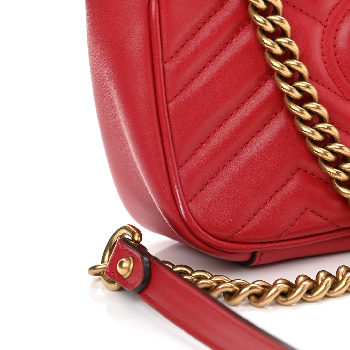 Calfskin Matelasse Mini GG Marmont Shoulder Bag Hibiscus Red