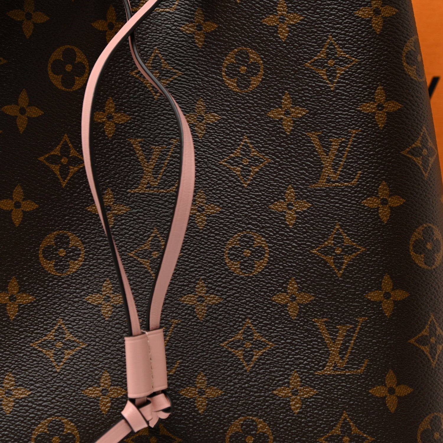 Louis Vuitton Monogram Neonoe MM Rose Poudre 7 of 12