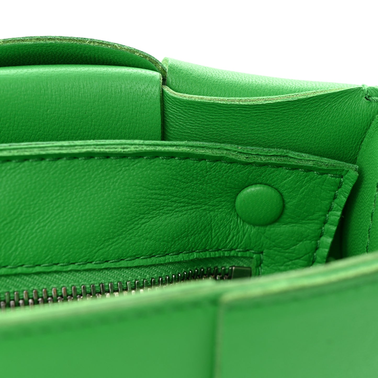 Lambskin Maxi Intrecciato Cassette Crossbody Bag Grass