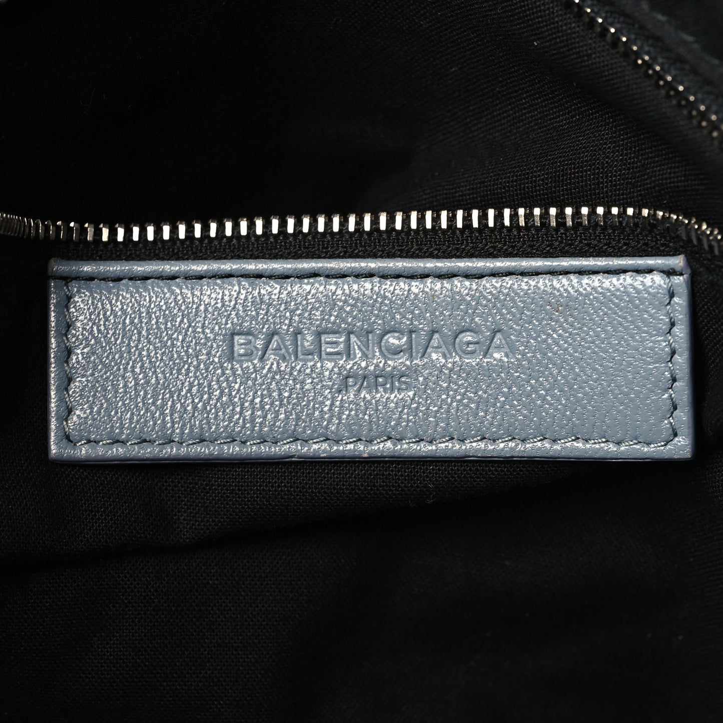 Chevre Silver Metallic Edge Hardware City Bleu Acier