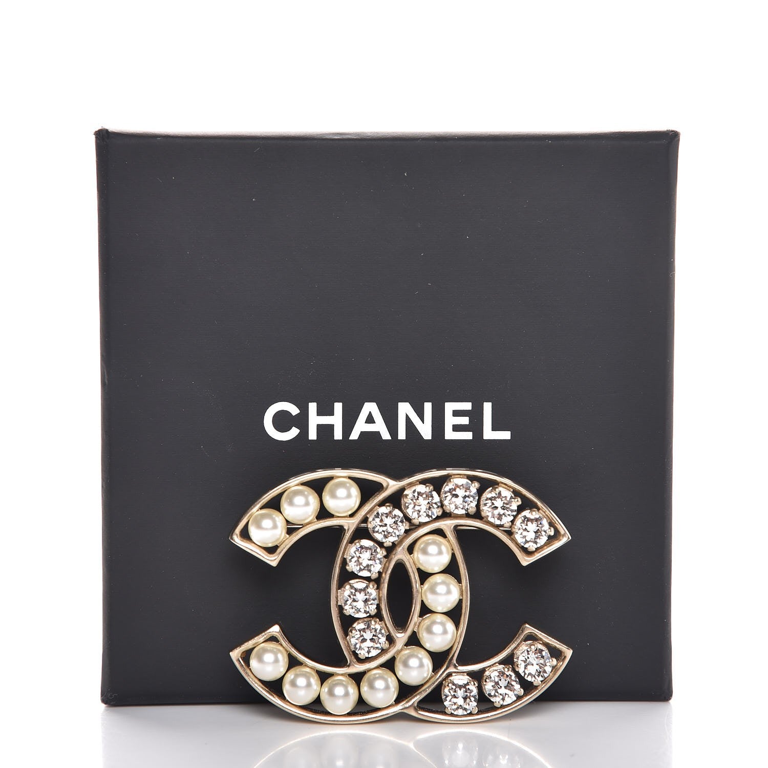Chanel Pearl Crystal CC Brooch Gold 5 of 5