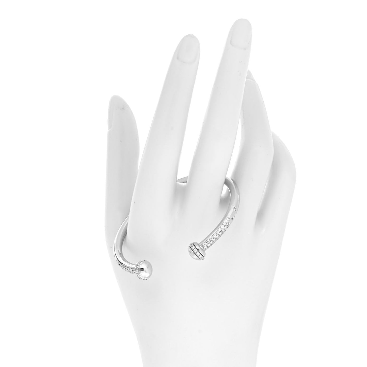 18K White Gold Diamond Possession Open Bangle Bracelet