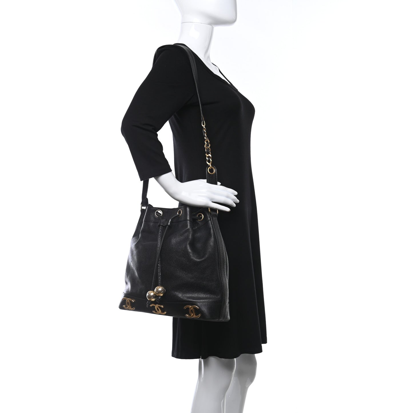 Caviar CC Drawstring Shoulder Bag Black
