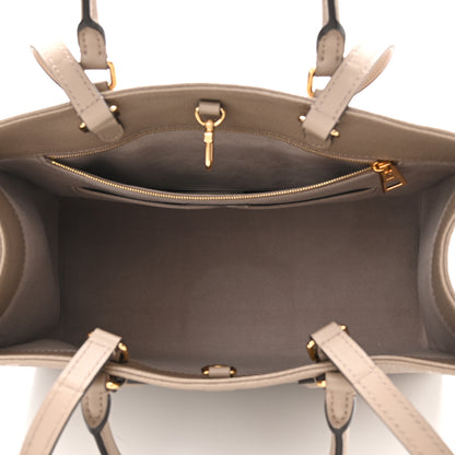 Louis Vuitton Empreinte Monogram Giant Onthego MM Tourterelle 5 of 11