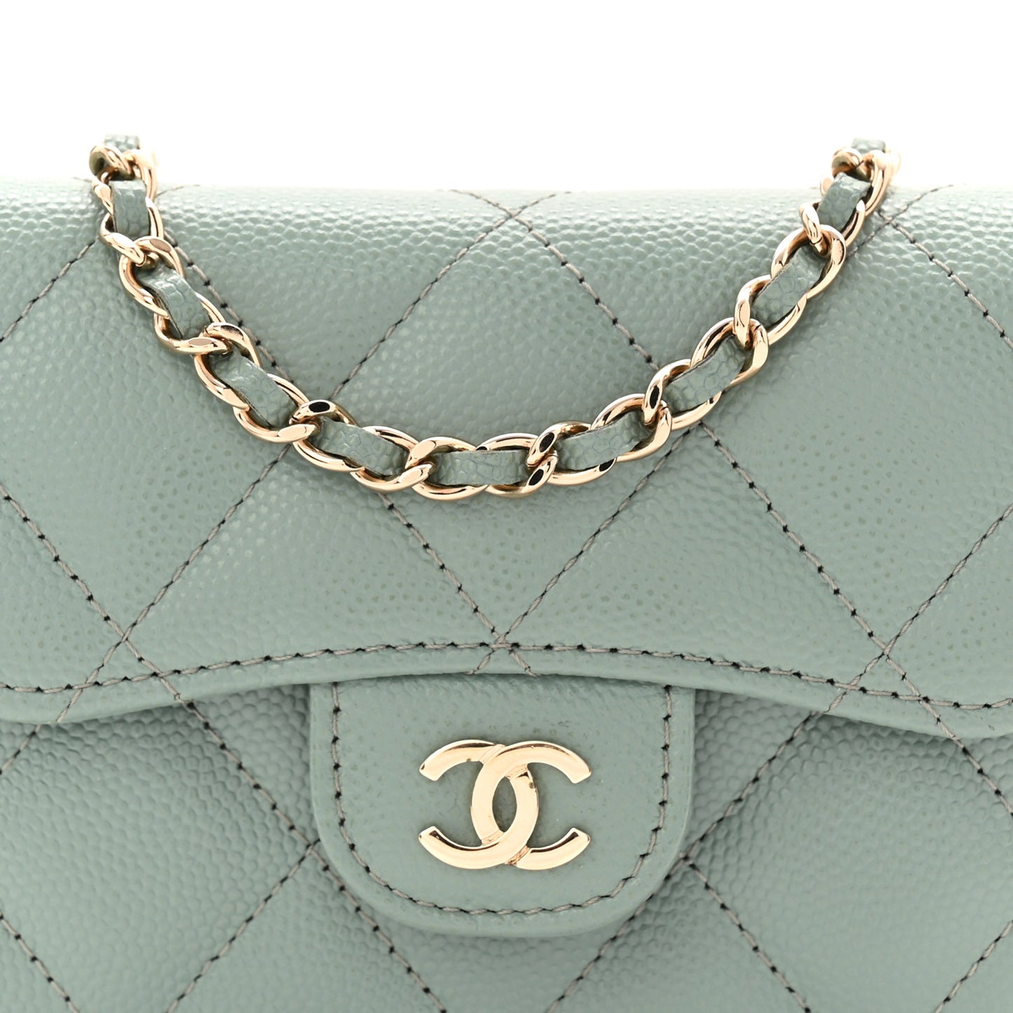 Caviar Quilted Flap Card Holder On Chain Light Green