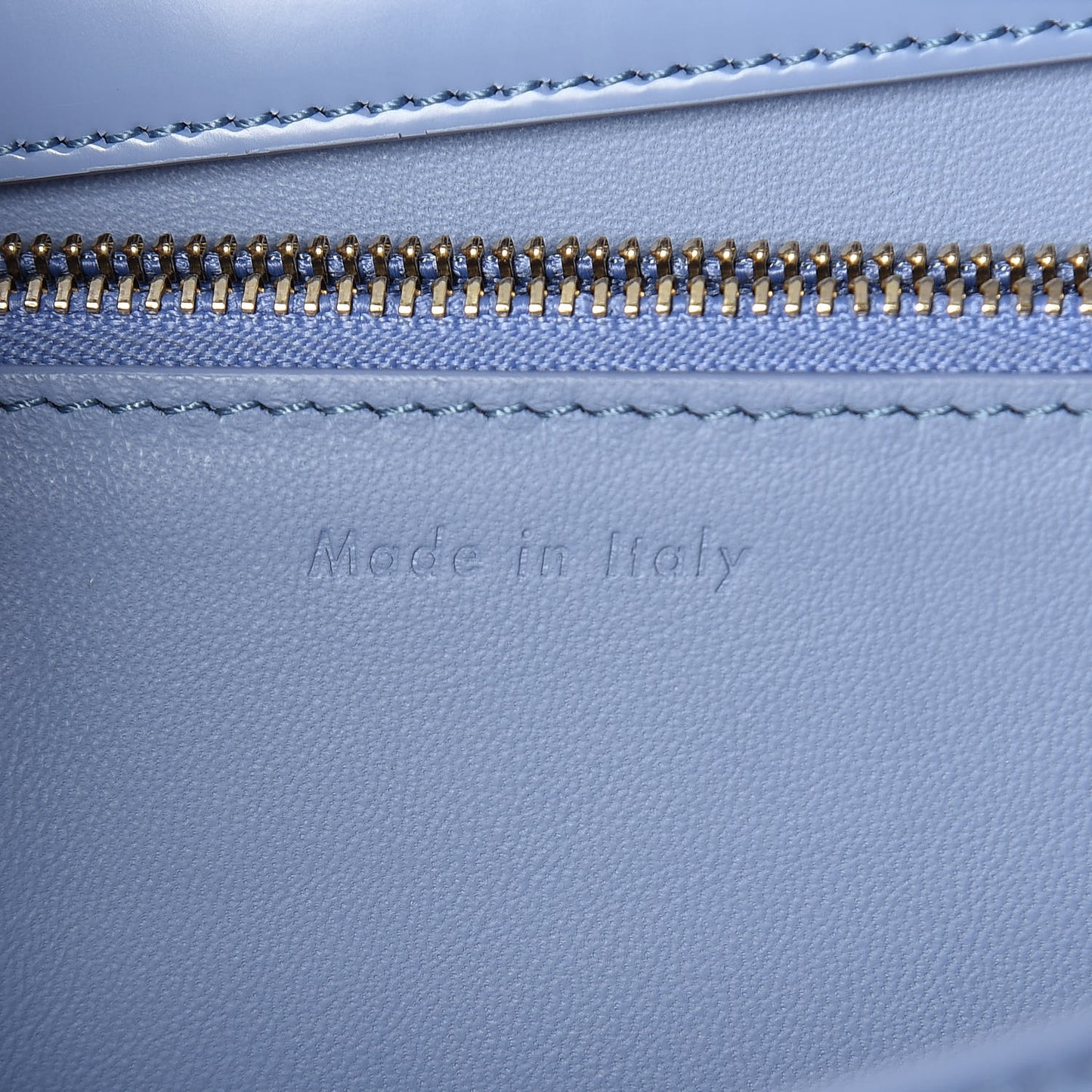 Spazzolato Calfskin Medium Classic Box Flap Bag Porcelain