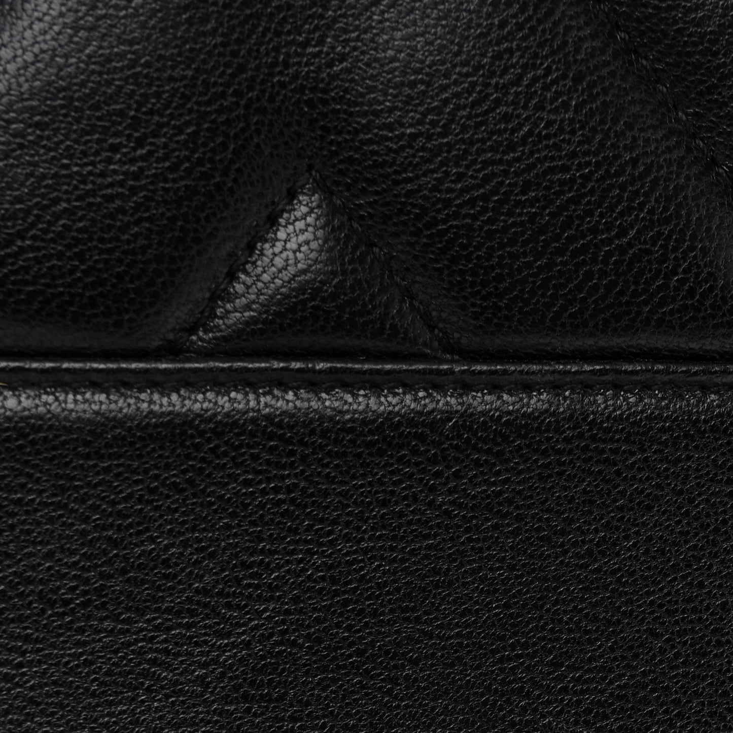 Sheepskin Chevron Quilted Medium Vintage Mademoiselle Black