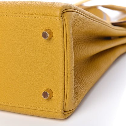 Hermes Togo Kelly Retourne 28 Jaune Ambre 12 of 42