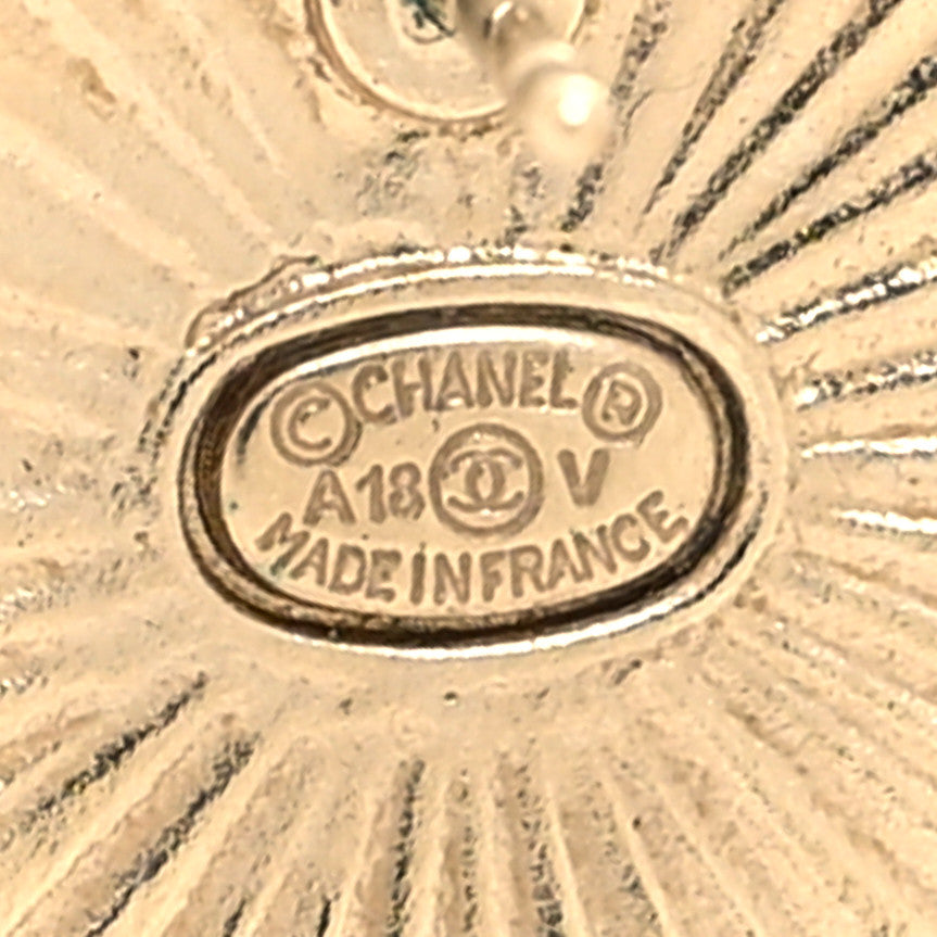 Chanel Resin CC Round Earrings Gold Black 4 of 5
