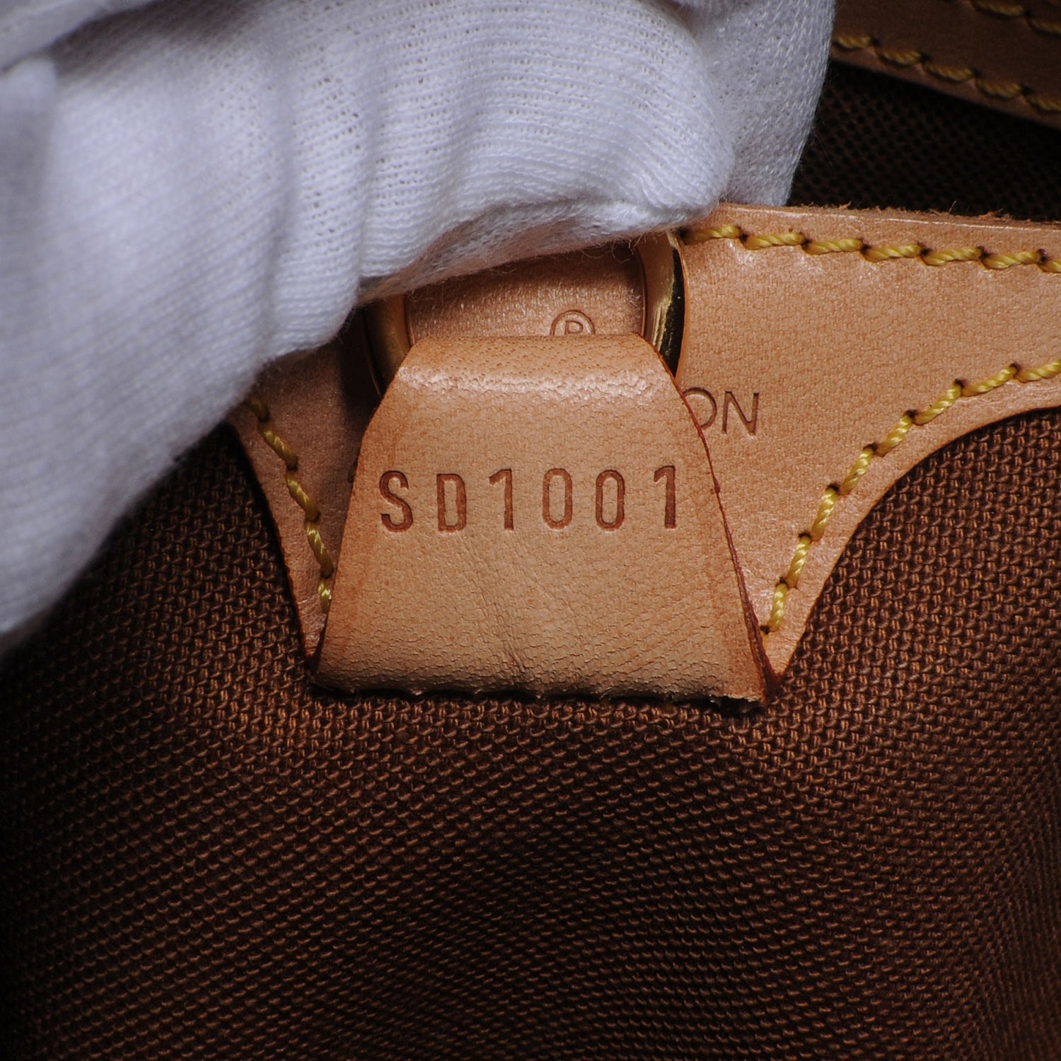 Louis Vuitton Monogram Ellipse PM 6 of 7