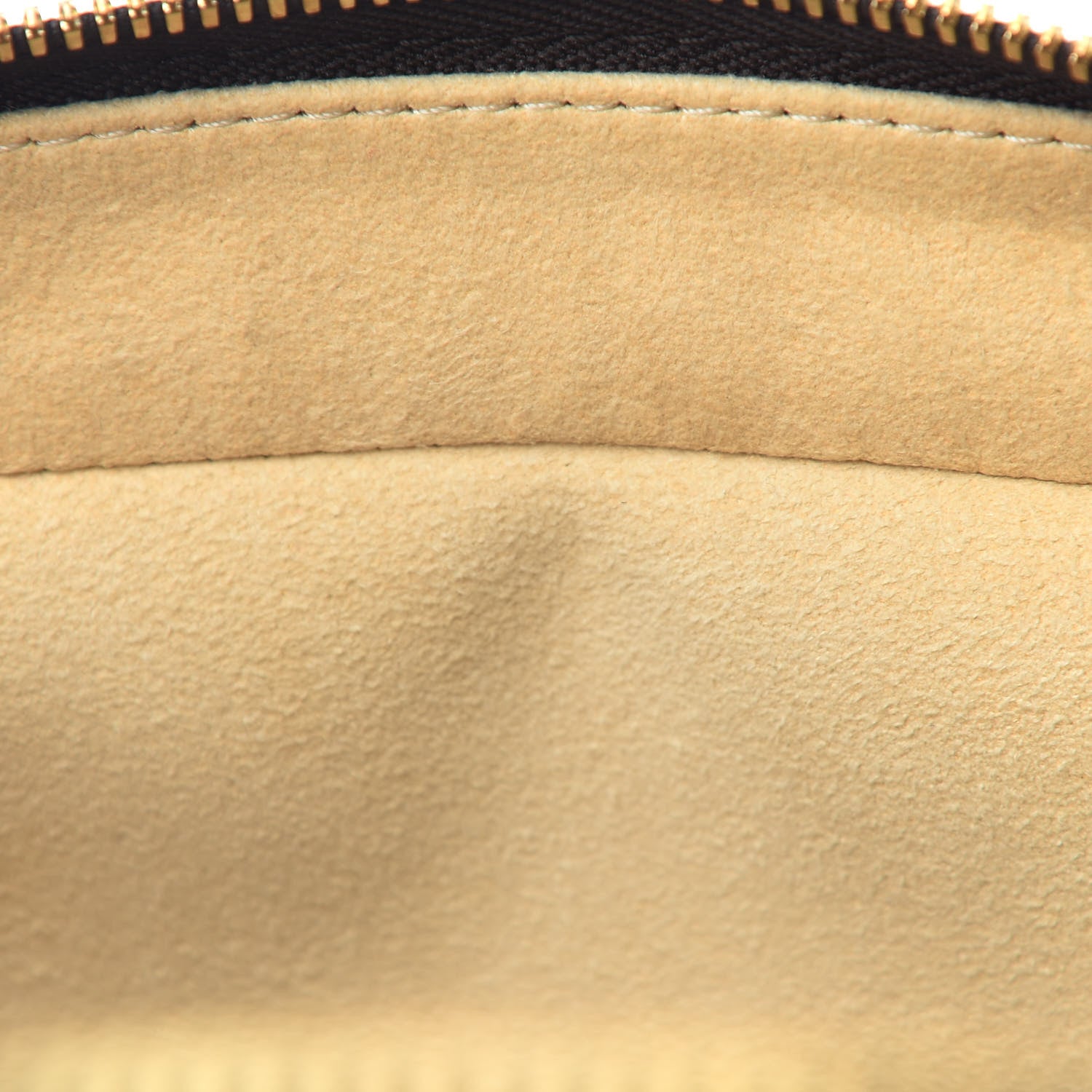 Louis Vuitton Monogram Manhattan GM 9 of 9