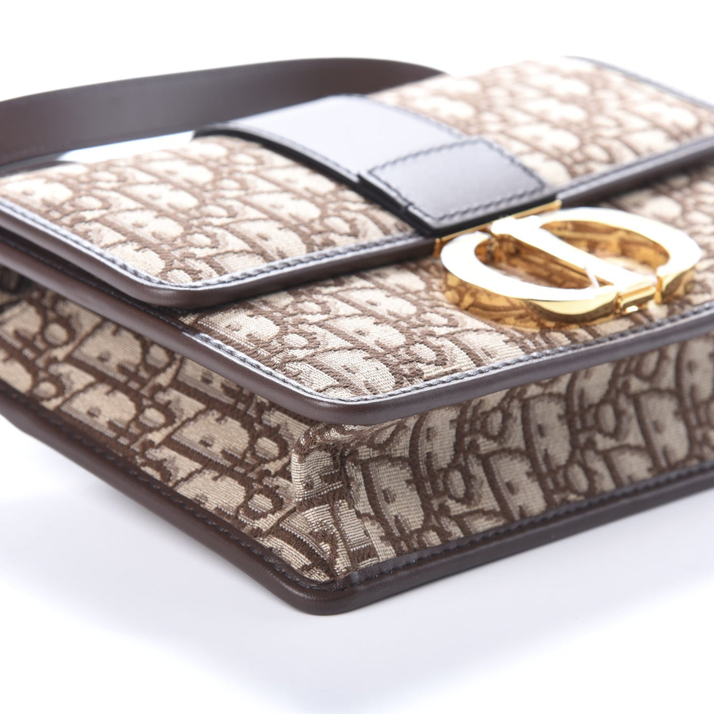 Oblique 30 Montaigne Flap Bag Brown
