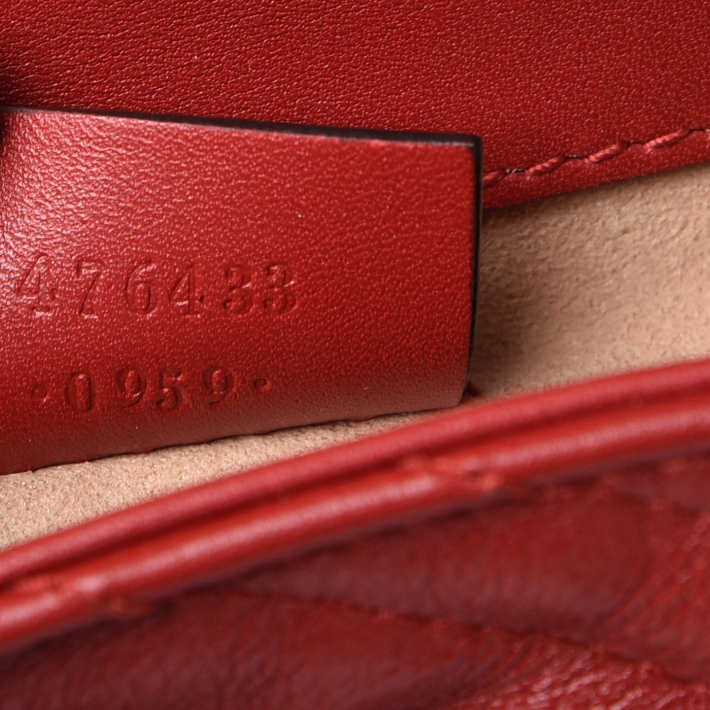 Calfskin Matelasse Super Mini GG Marmont Shoulder Bag Hibiscus Red