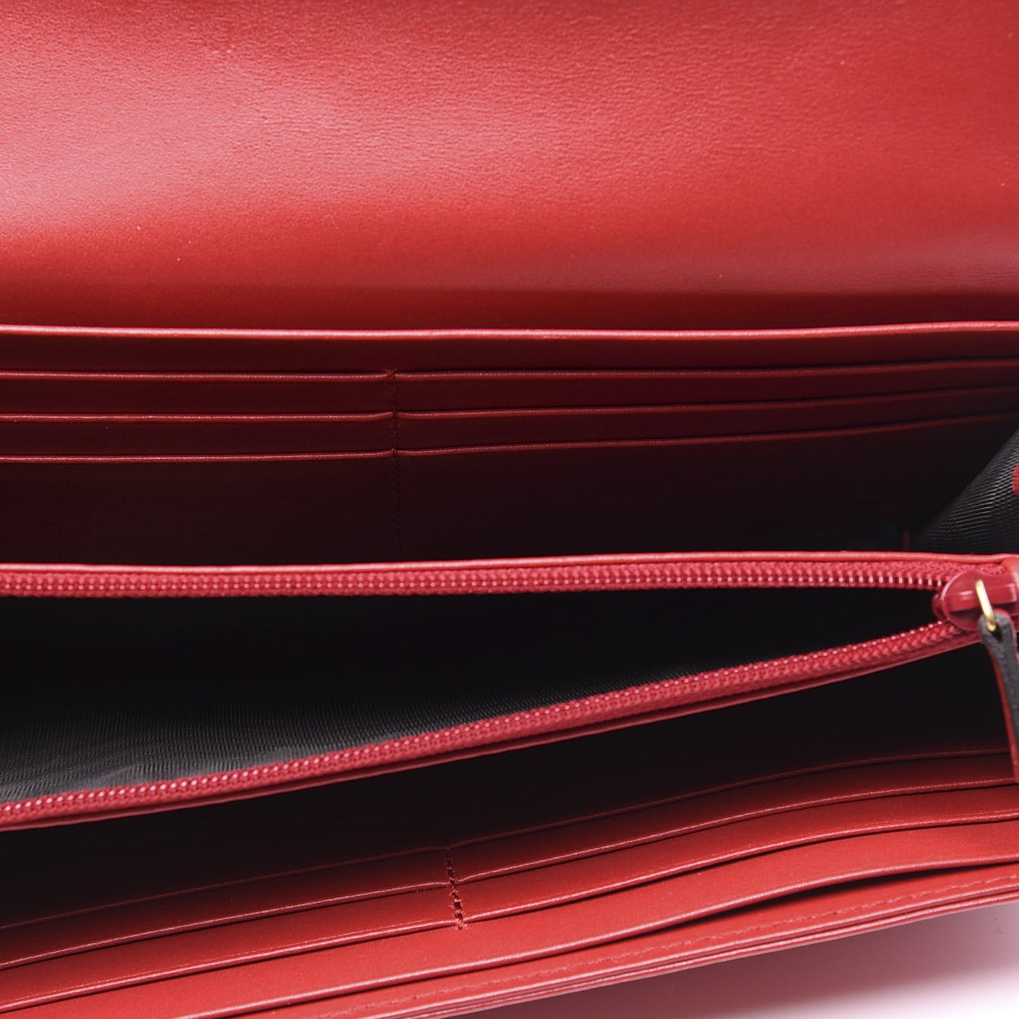 Calfskin Matelasse GG Marmont Continental Wallet Hibiscus Red