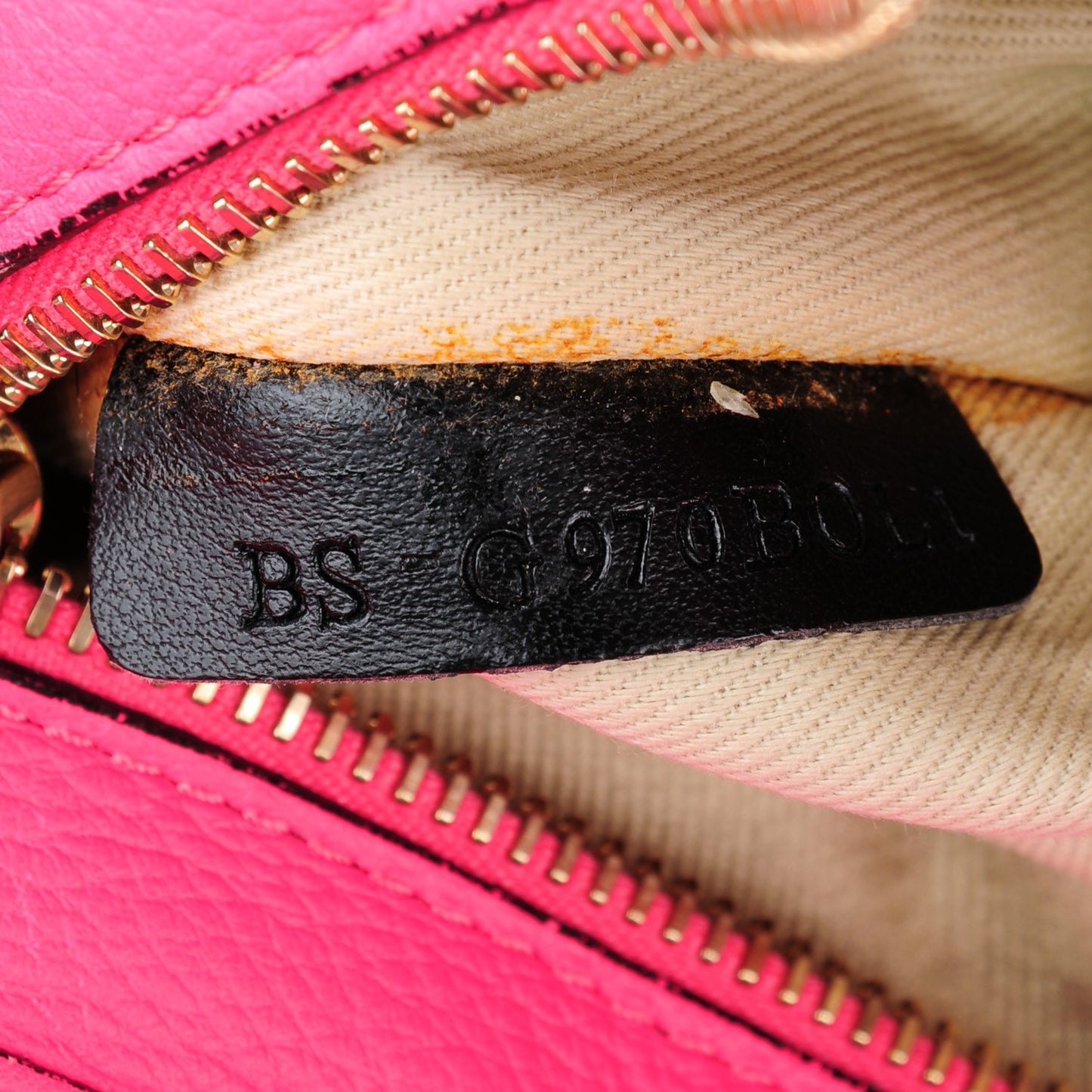 Vitello Medium Rockstud Tote Fuxia Fluo