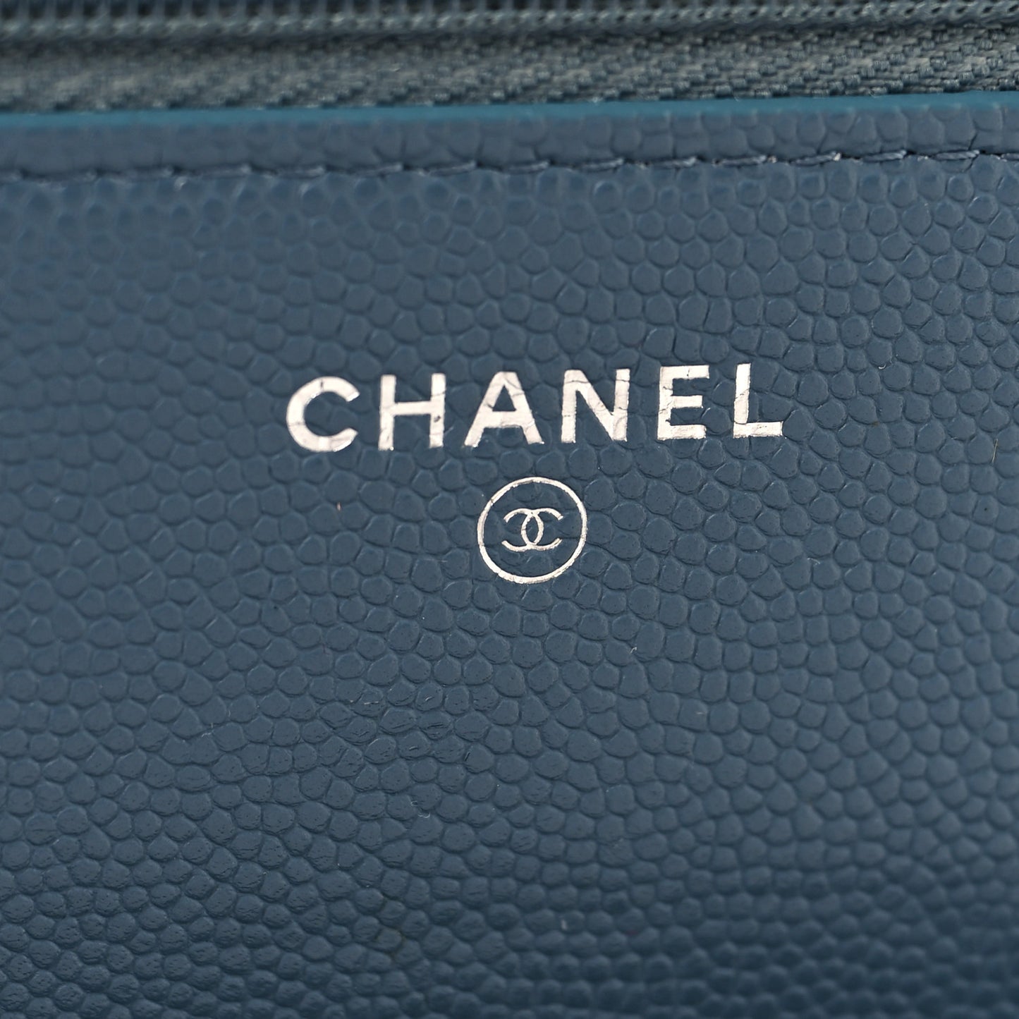 Shiny Caviar Quilted Enamel CC Wallet On Chain WOC Blue