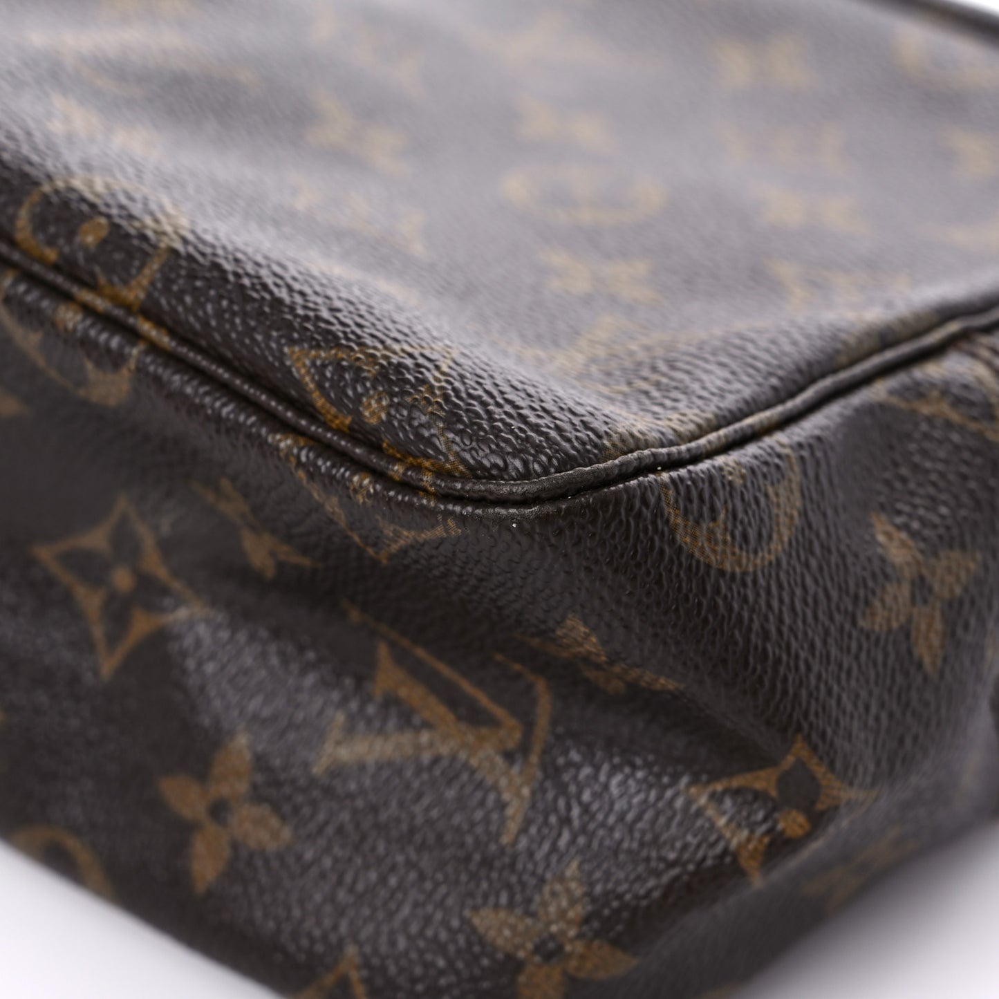 Monogram Trousse Toilette 28