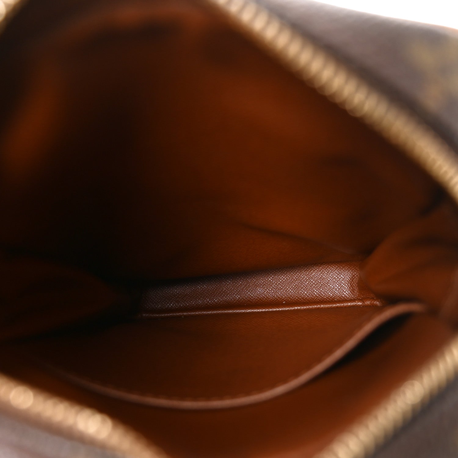 Louis Vuitton Monogram Danube 21 4 of 8