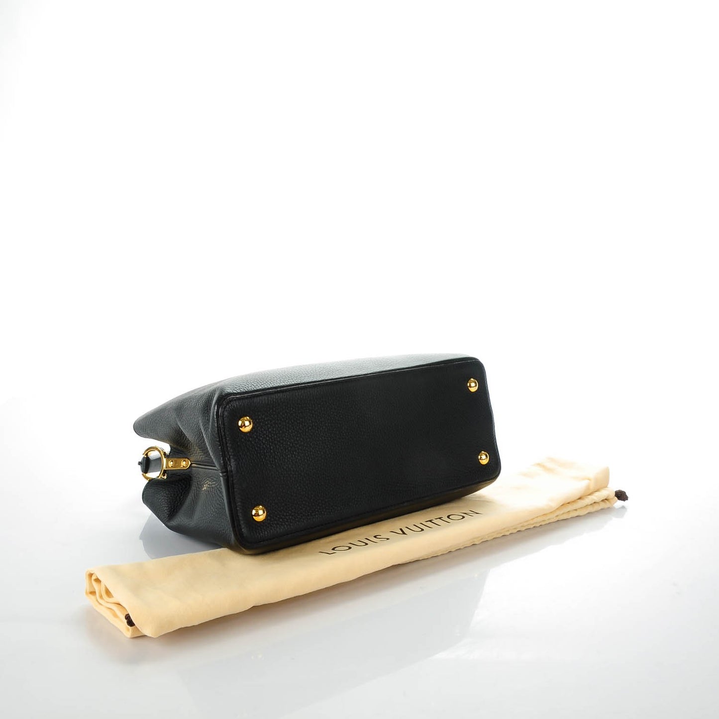 Taurillon Capucines MM Black