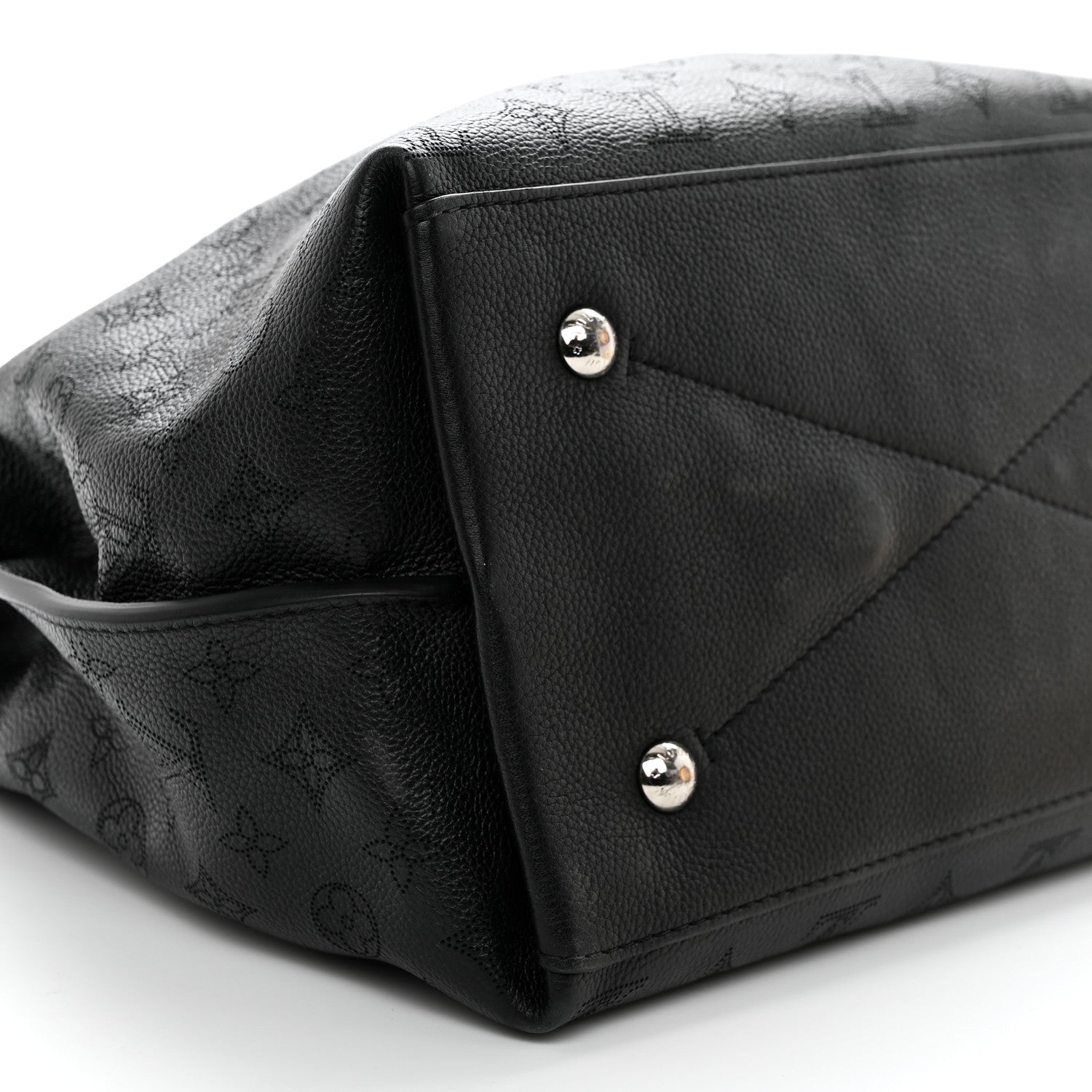 Louis Vuitton Mahina Carmel Hobo Black 9 of 10