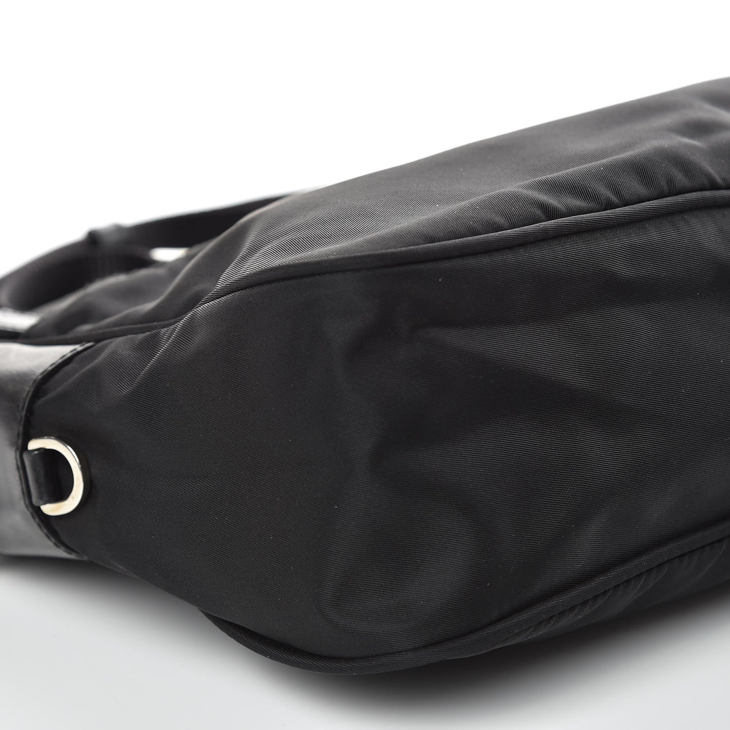 Nylon Flat Messenger Bag Black