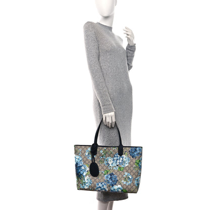 Gucci GG Supreme Monogram Blooms Medium Reversible Tote Beige Blue Navy 2 of 19