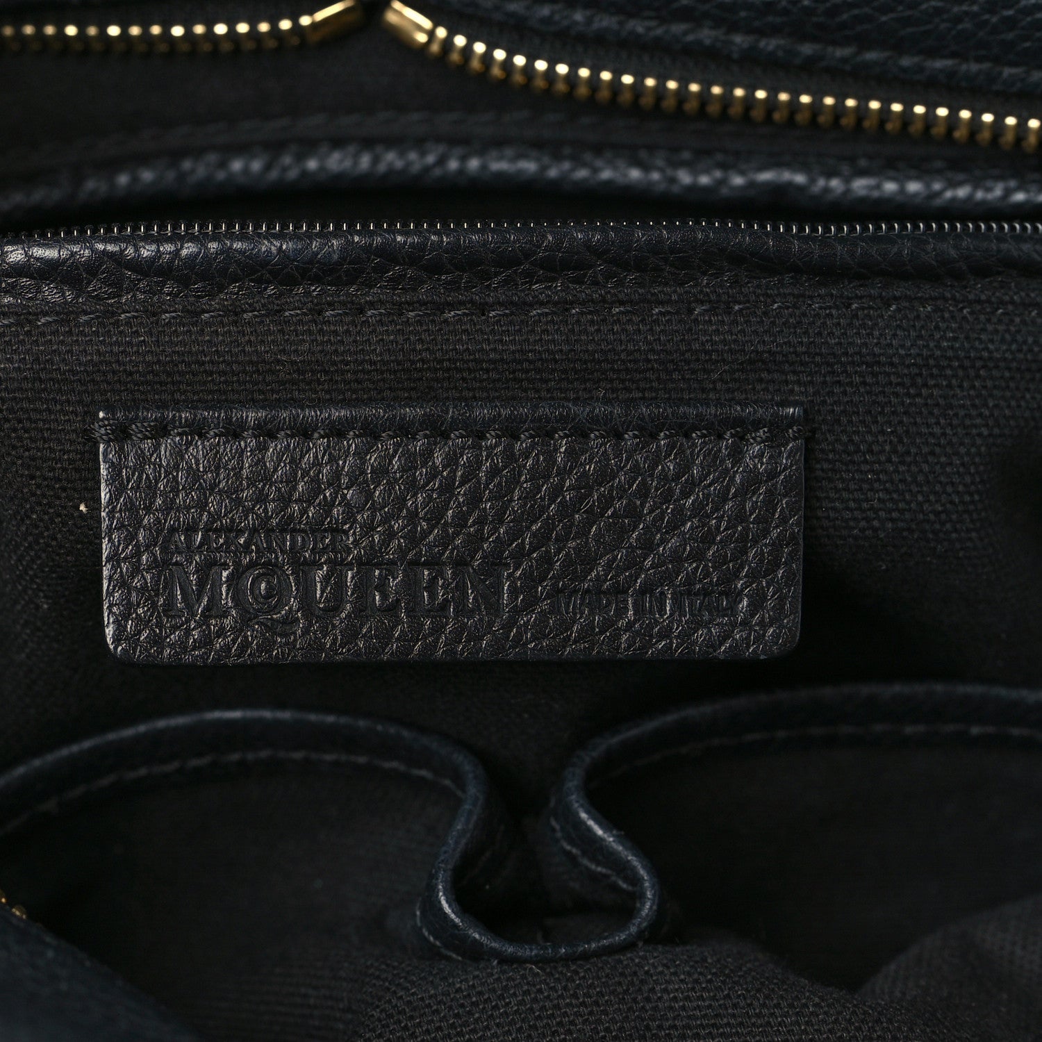 Alexander McQueen Pebbled Calfskin Small Skull Padlock Zip Around Tote Black 6 of 10
