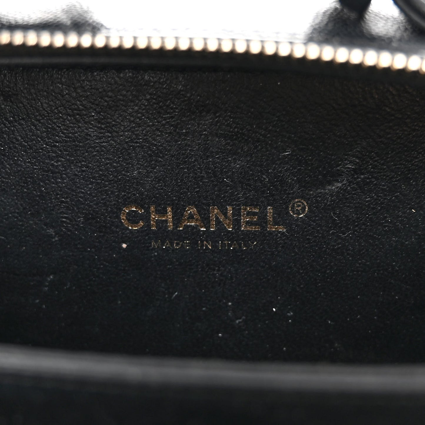 Caviar Quilted Small CC Filigree Vanity Case Black