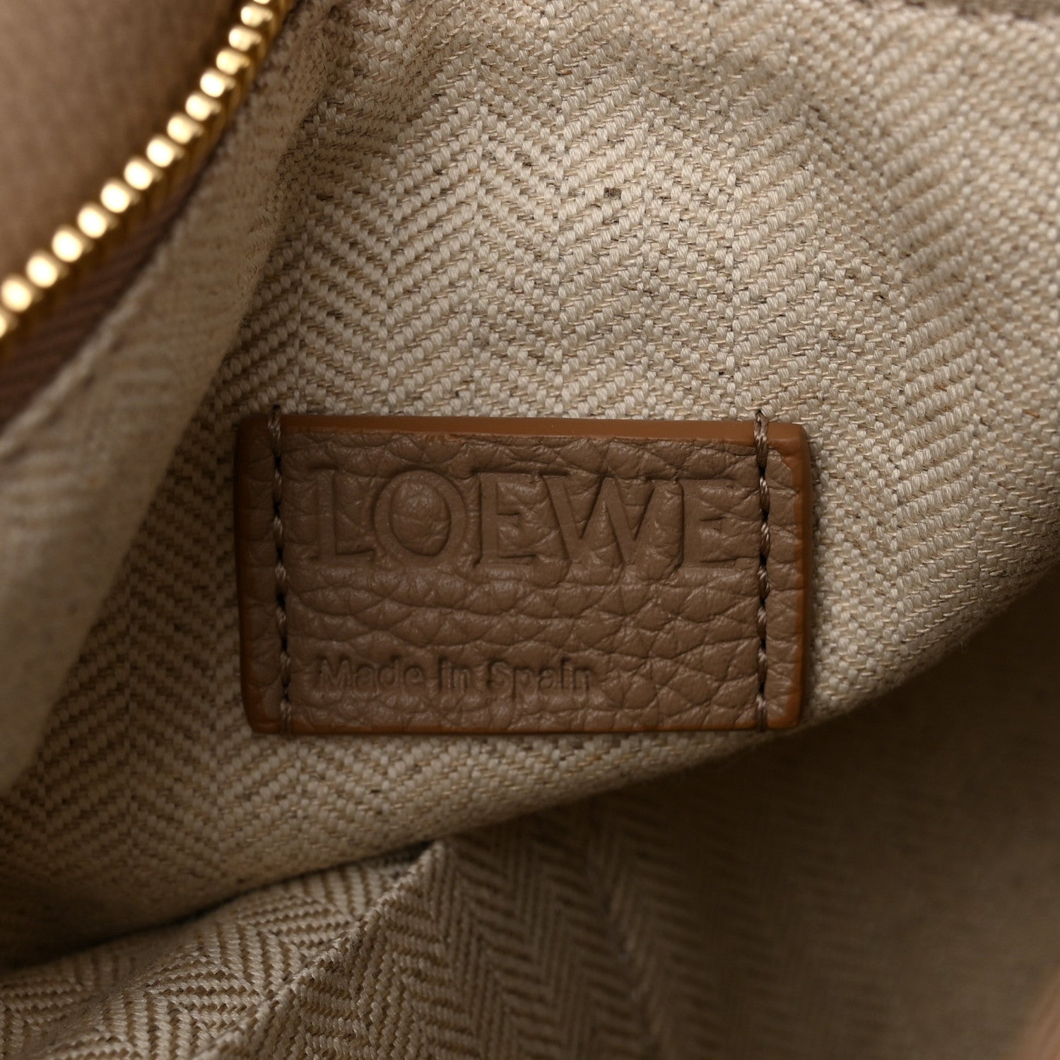 Loewe Soft Grained Calfskin Medium Puzzle Edge Bag Sand 6 of 9
